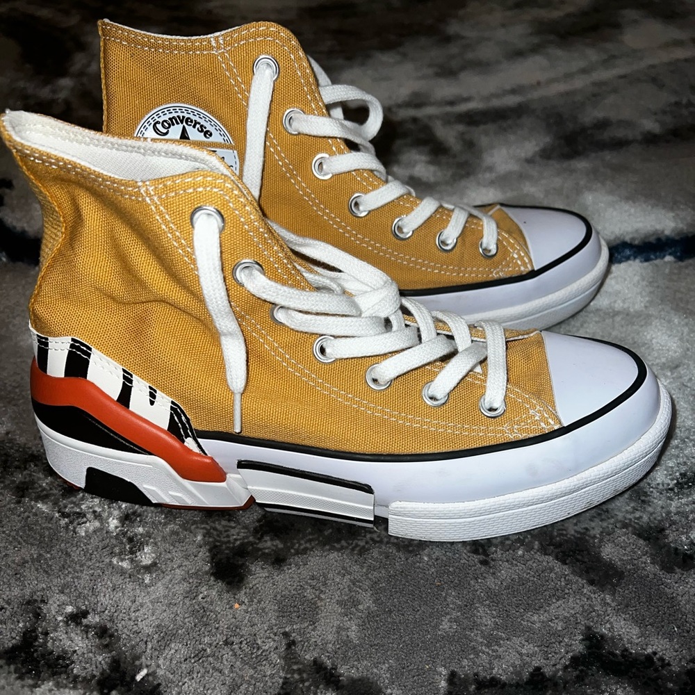 Converse Worn Once No Box - image 1